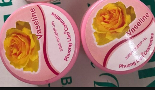 Vaselin Hoa Hồng Phương Liên ( Lọ/10g)